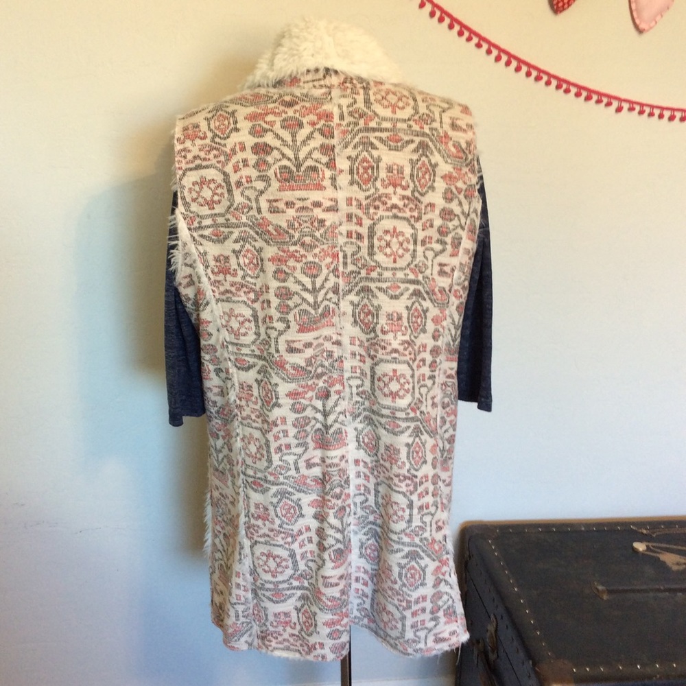 ANTHROPOLOGIE shearling vest Size L - Picture 5 of 6